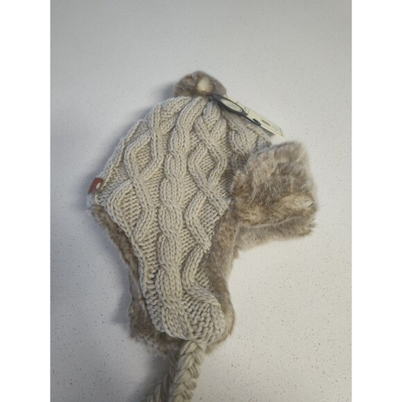 Aran Knit Winter Hat-44 Scotland Island Heritage Foundation Ties Pom Pom on Top - Picture 3 of 8